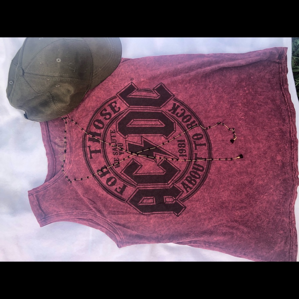 Graphic vintage shirt